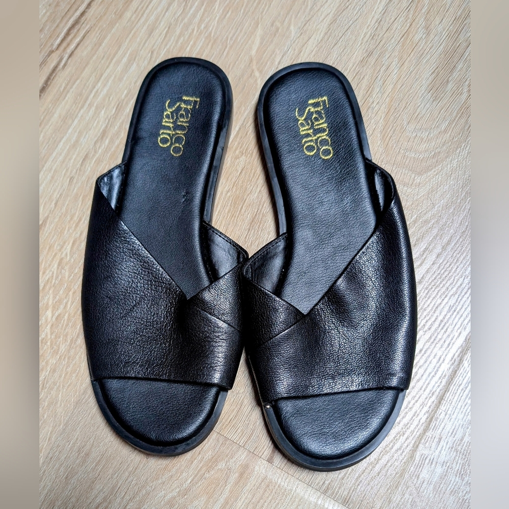 Franco Sarto  Riviera Black Sandals with Gold Studs Sz 7